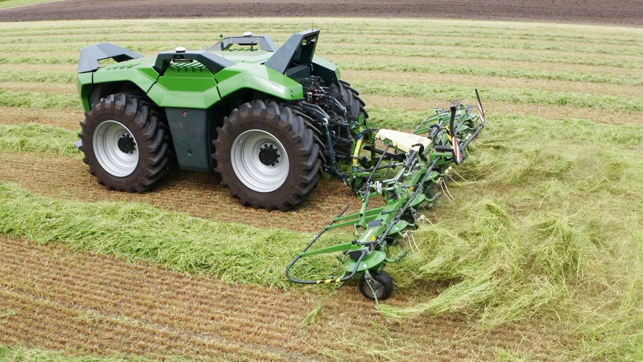 Autonomous tractors to be stifled by legislation?