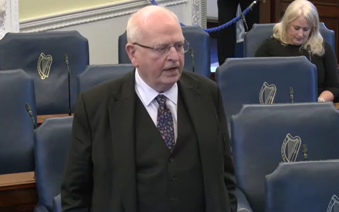 Govt urged by former Tánaiste to have the 'courage' to stand up for Larry Murrin