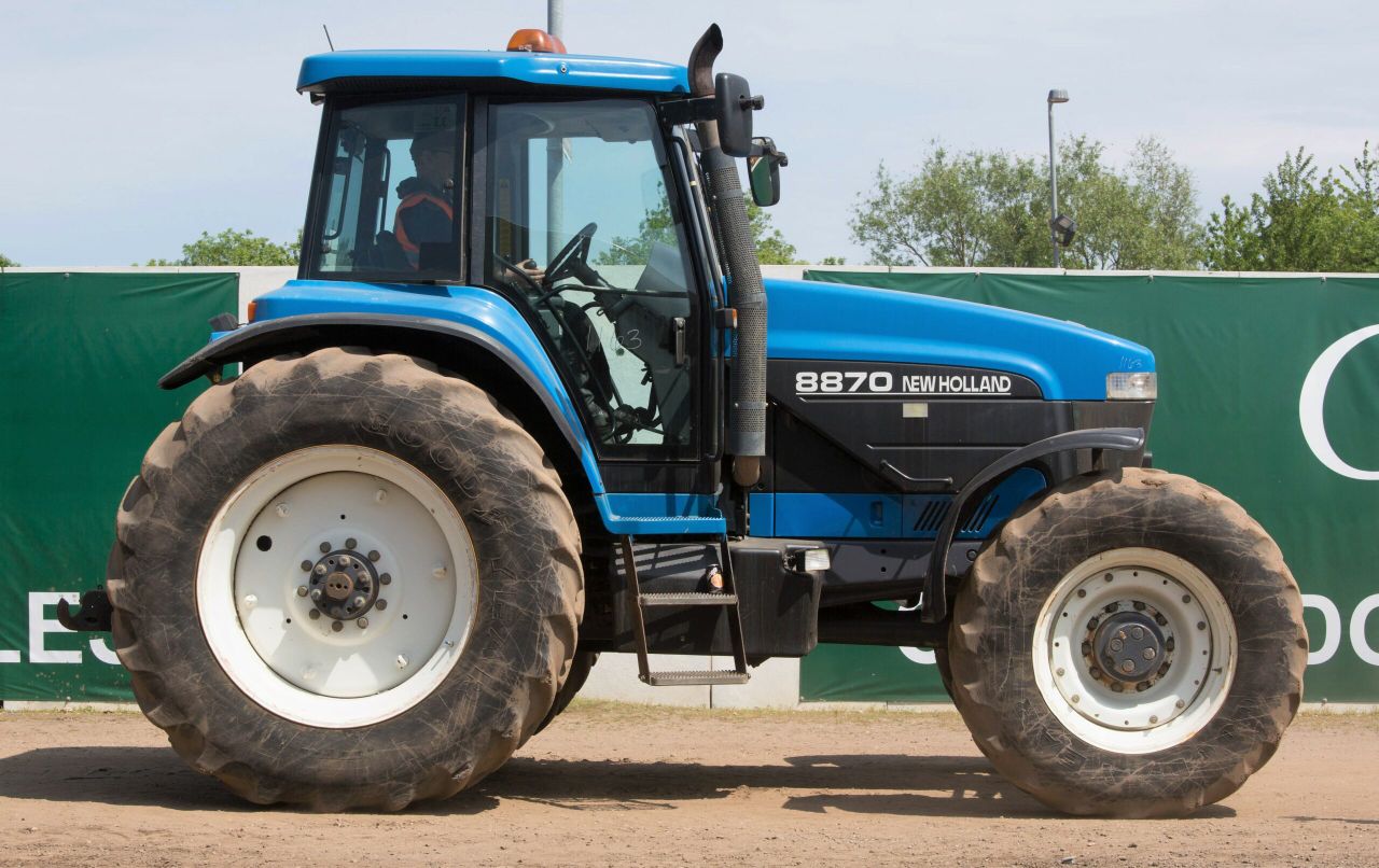 Auction report: Eyeing up a Ford / New Holland at this monster May sale