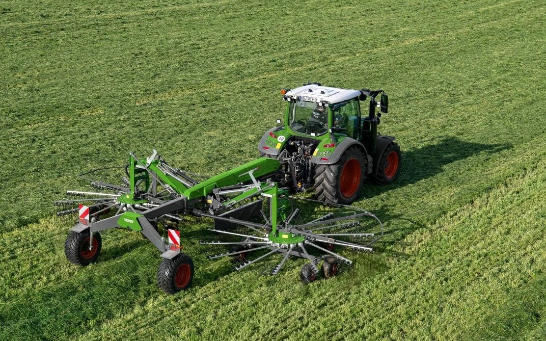 Upgraded Fendt rakes built to avoid contamination