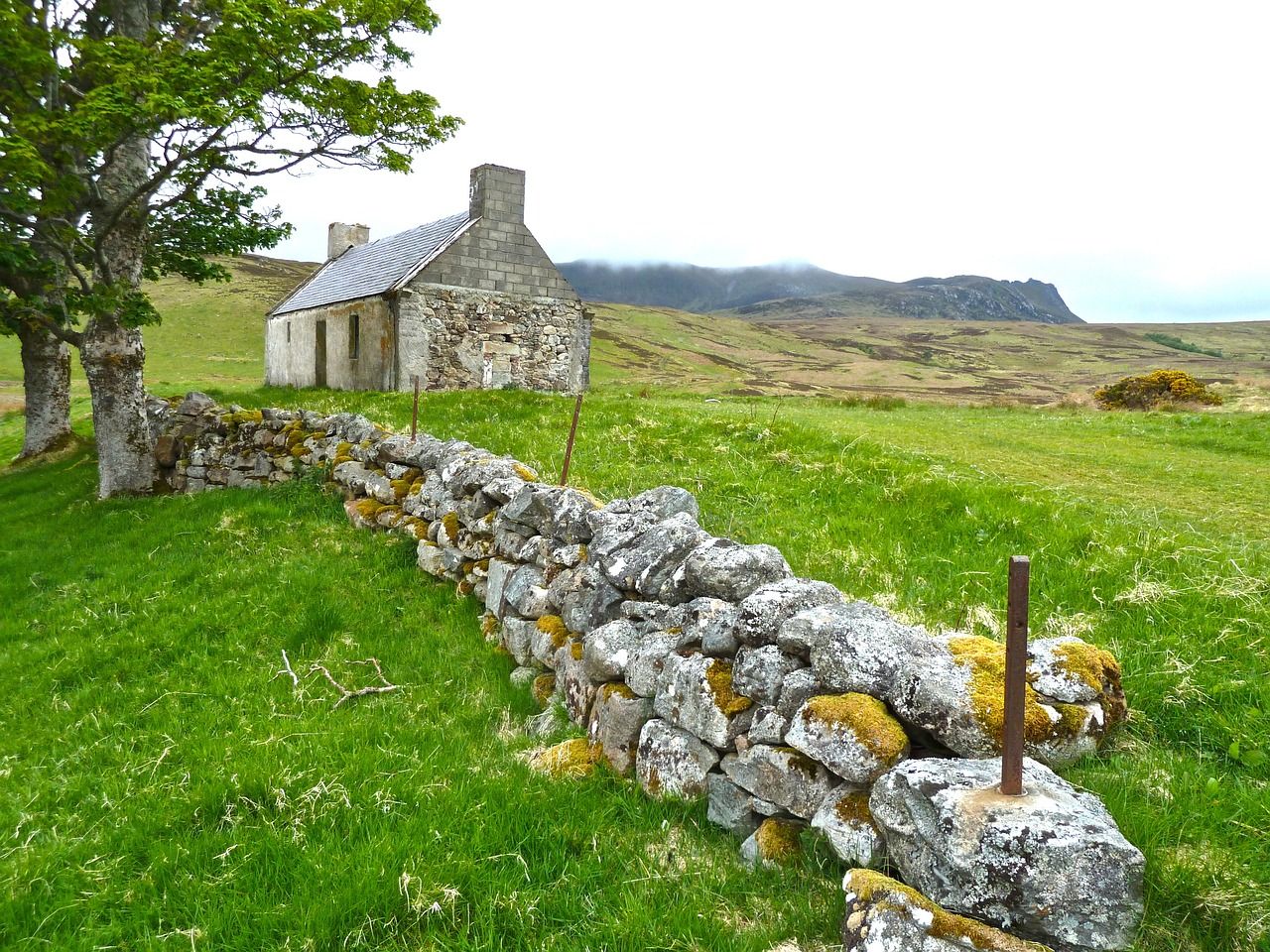 Owners of 38 vacant farmhouses to share grants totalling €285,000