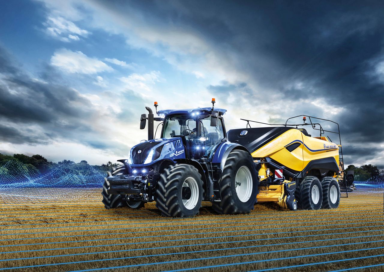 New Holland embeds the tractor in the digital matrix