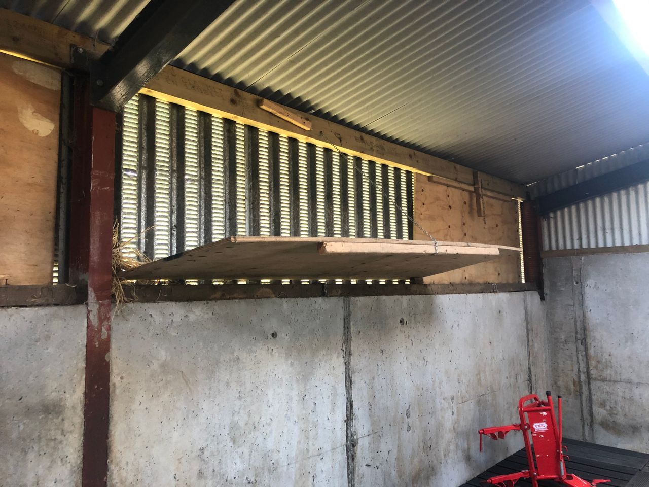 Making changes in calf housing to manage draughts