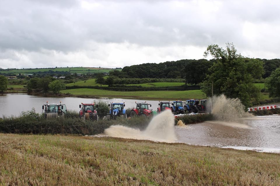 Pics: Farmers and contractors pull together to help flood-hit areas