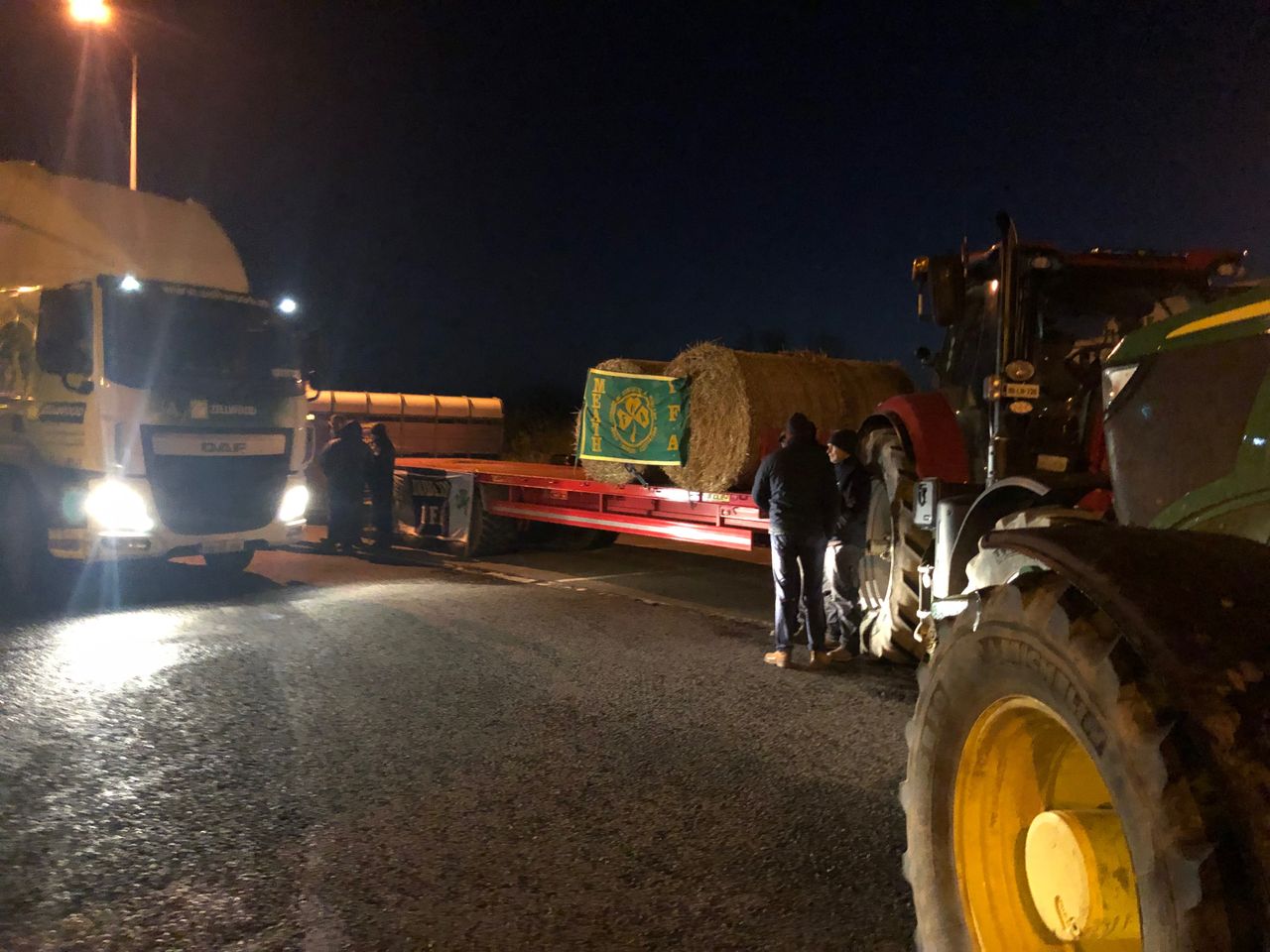 IFA blocks Tesco central distribution centre in latest beef protest