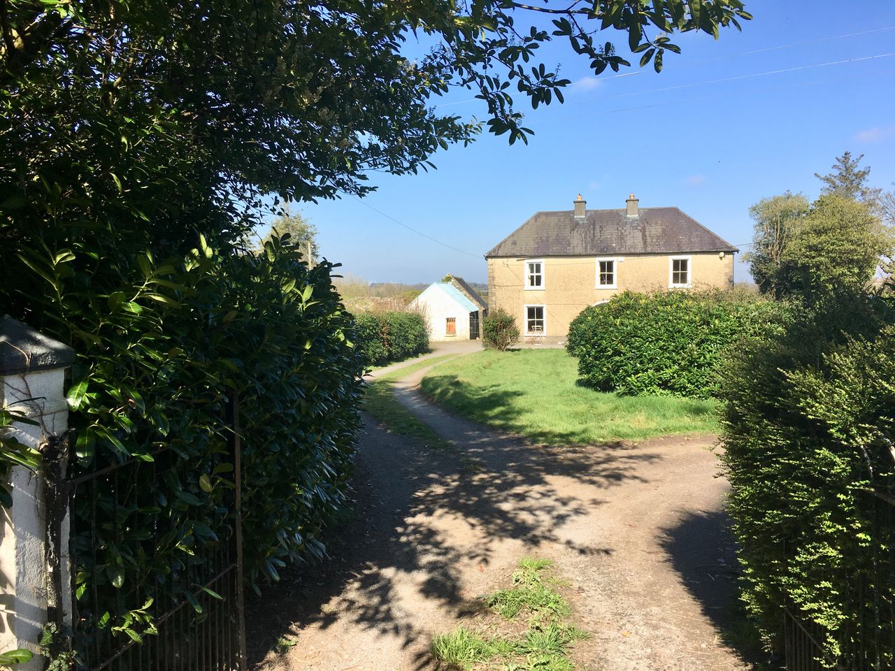 Farm achieves almost €19,000/ac in 'lively' auction