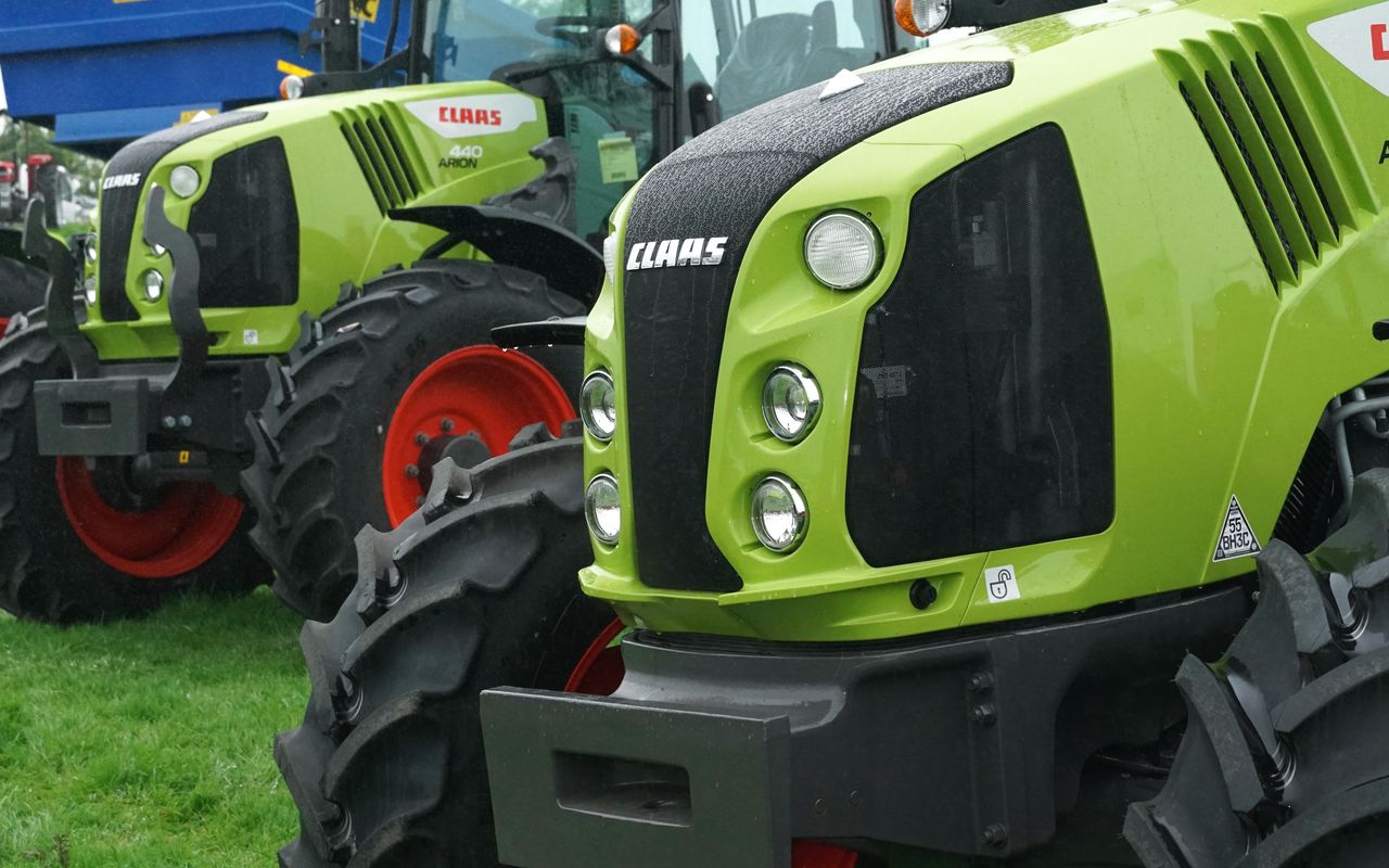 9% fewer tractors registered in April 2024 - FTMTA