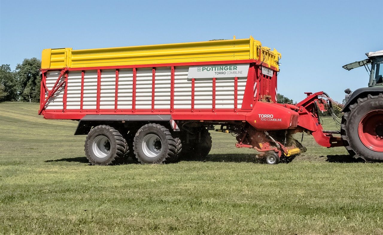 New wagons for 2018 silage season from Pottinger