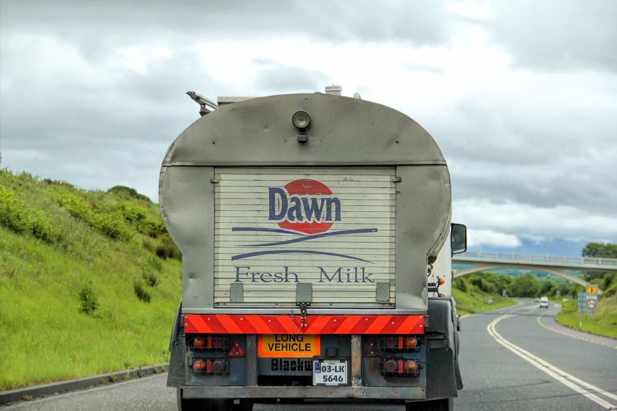 'Co-ops paying less than 23c/L for milk are underpaying their farmer suppliers'
