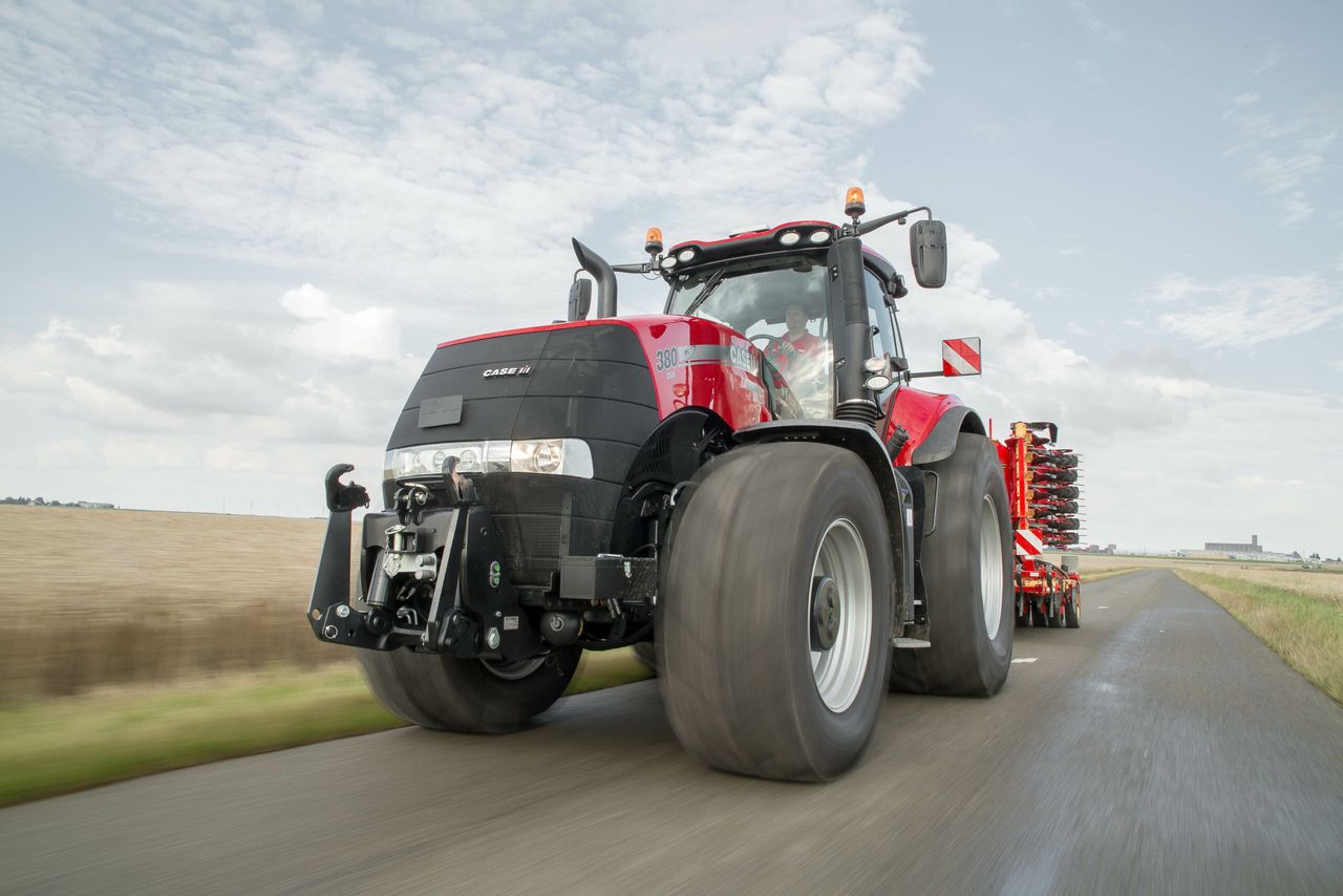 Case IH presents the new Magnum CVX
