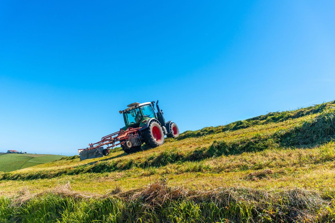 1,404 new tractors licensed in first half of 2025 - CSO