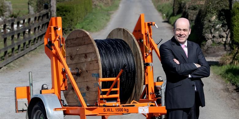 Who needs wires? Naughten touts €78 million radio frequency sale as rural broadband solution