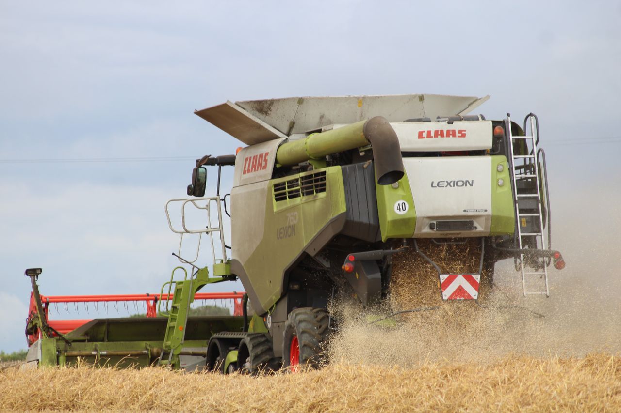Harvest pics: Limerick to Louth...caught between the showers