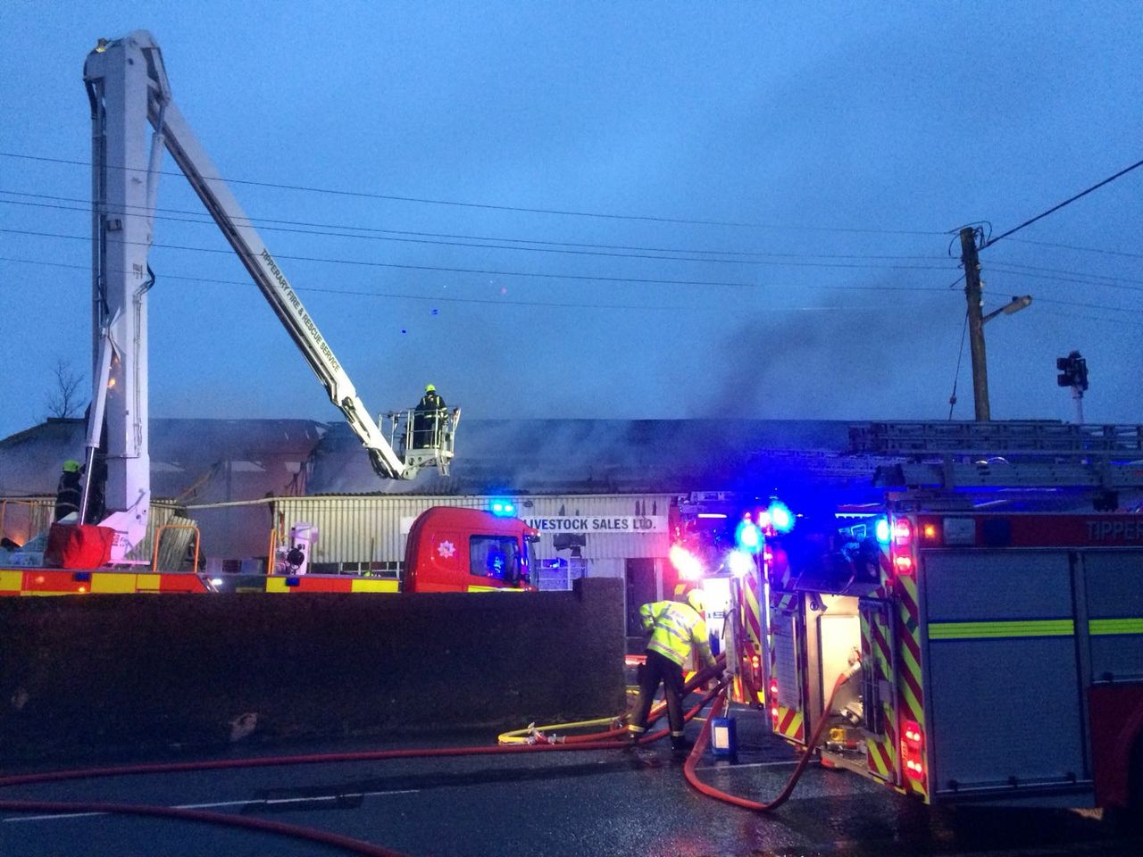 Fire fighters battling 'large blaze' at Tipperary mart