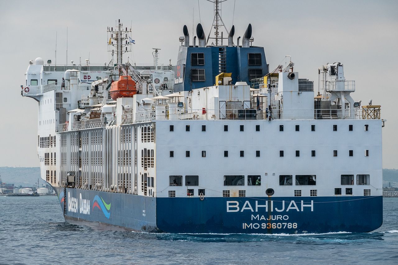 No 'significant' concerns for livestock stuck on ship off Australia