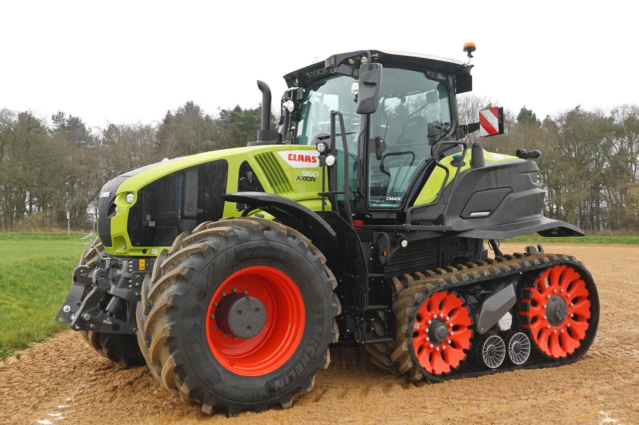 Claas carries on track-laying legacy of Renault