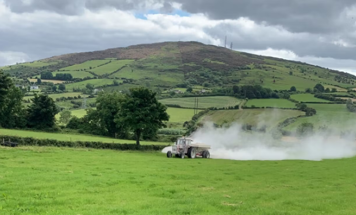 Table: Fertiliser, slurry or lime - which should be spread first?