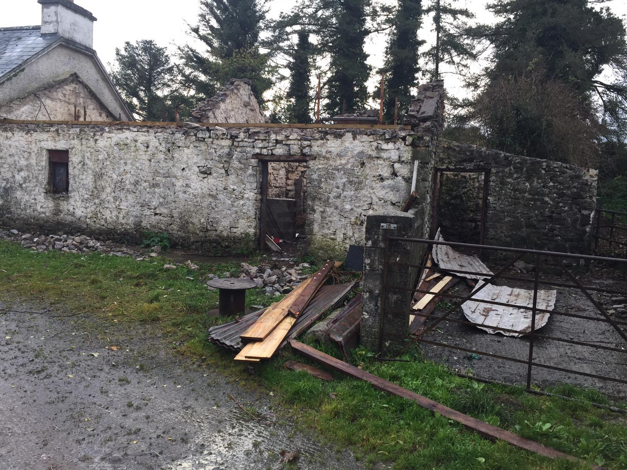 1800s sheds repair sparks memories for farmer