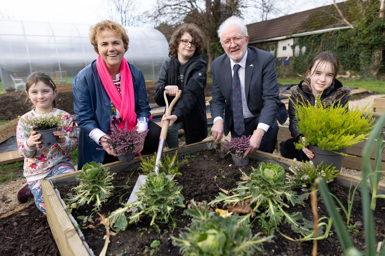 Minister announces 78 community biodiversity grants