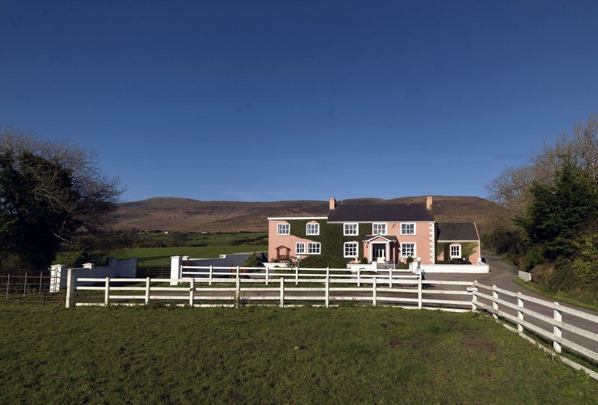 Farmhouse B&amp;B bookings rise 40% in first quarter