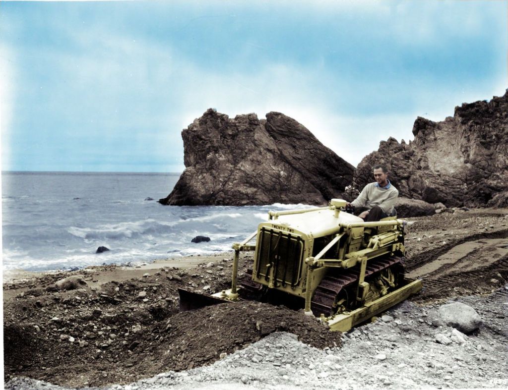 John Deere tractors were sold alongside Caterpillar models such as the Twenty Two