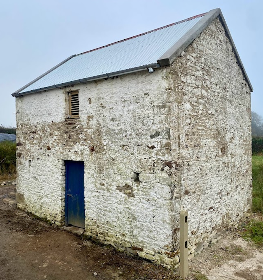 Three generations involved in granary repair