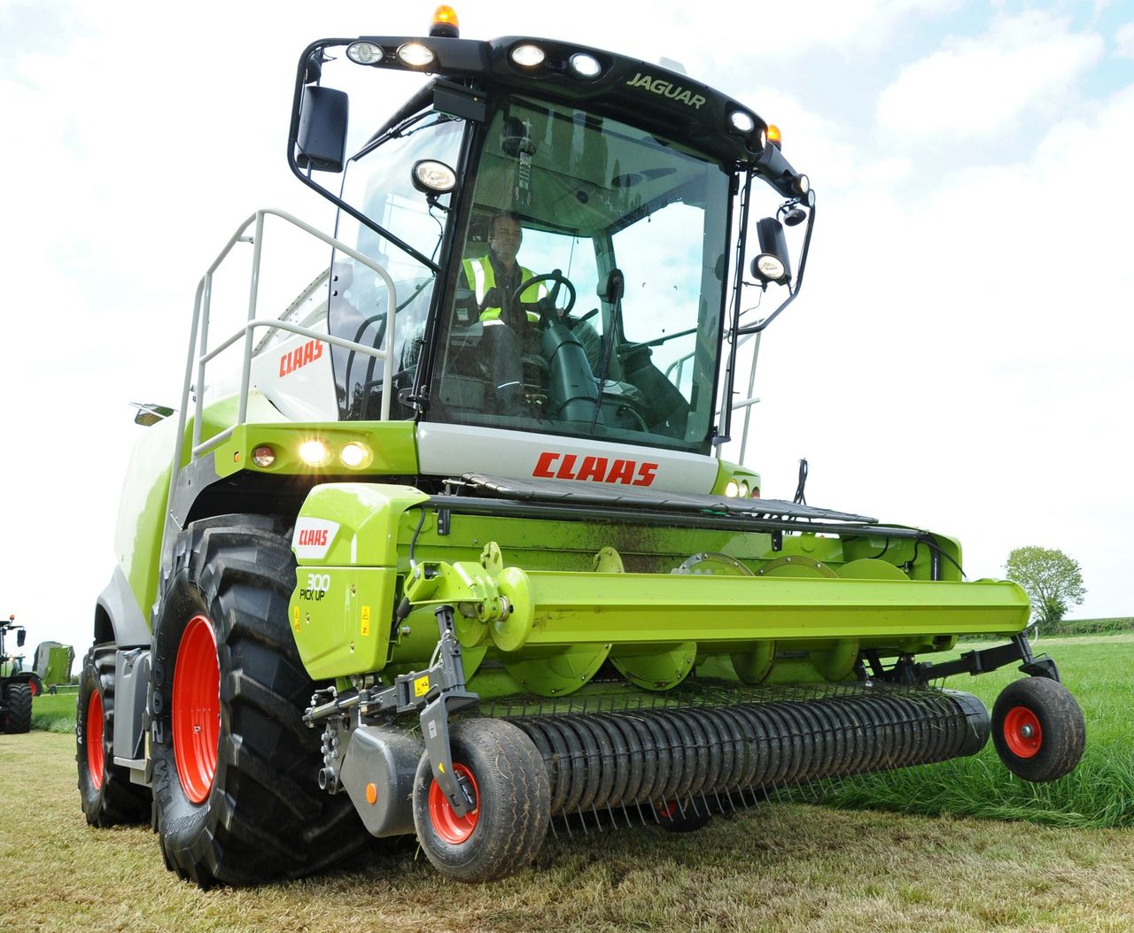 'Send out [silage cutting] invoices quickly and chase payment; it's your money'