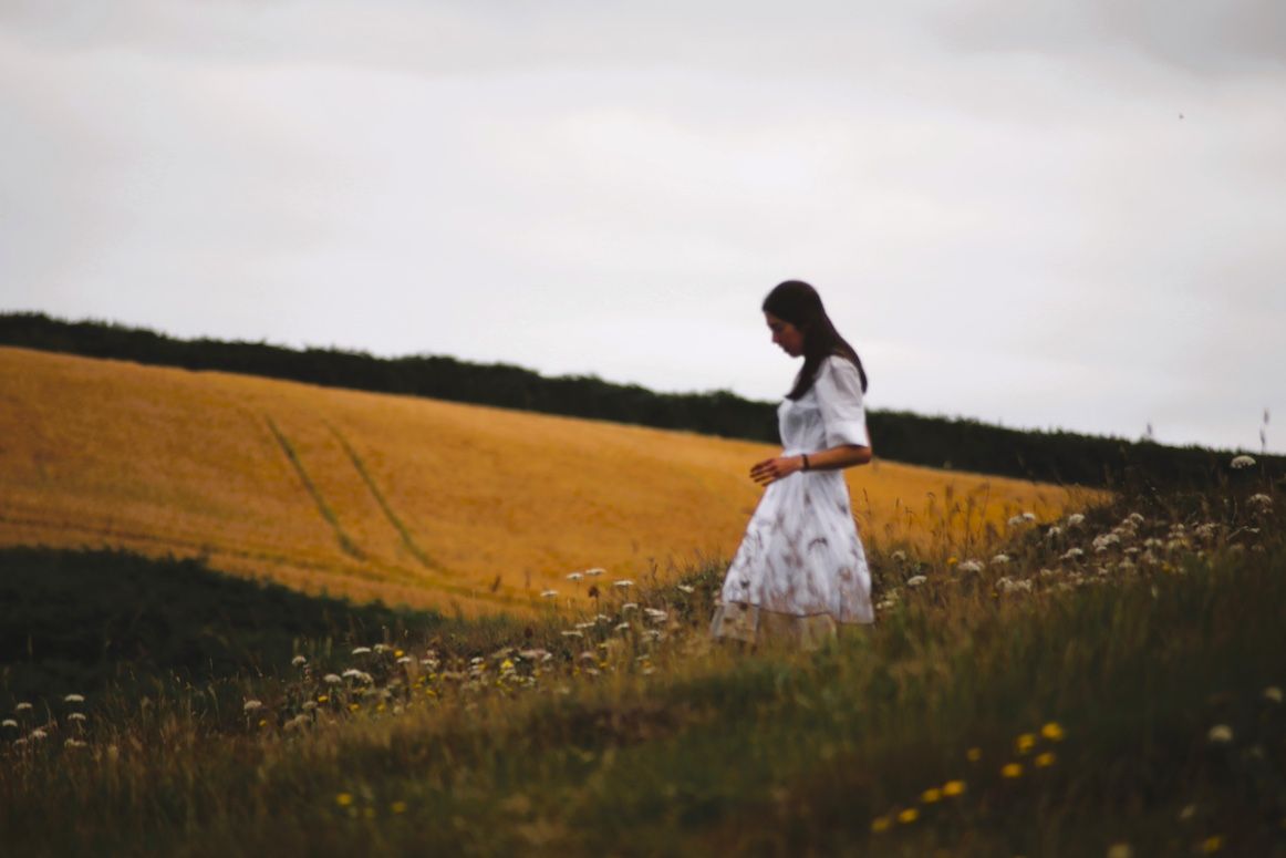 Folk singer-songwriter Laura McCarthy to launch debut album