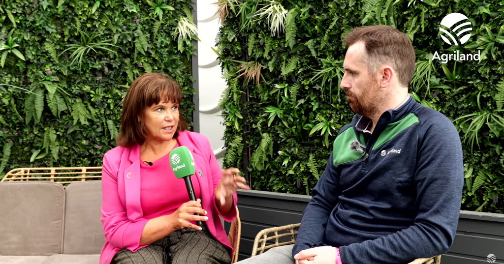 Sinn Féin's Mary Lou McDonald speaking with Agriland's Charles O'Donnell at the National Ploughing Championships 2026
