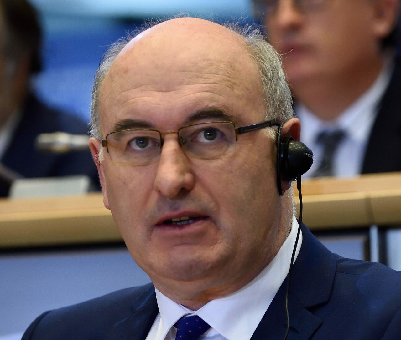EU agricultural policy 'should prioritise support of farmers'