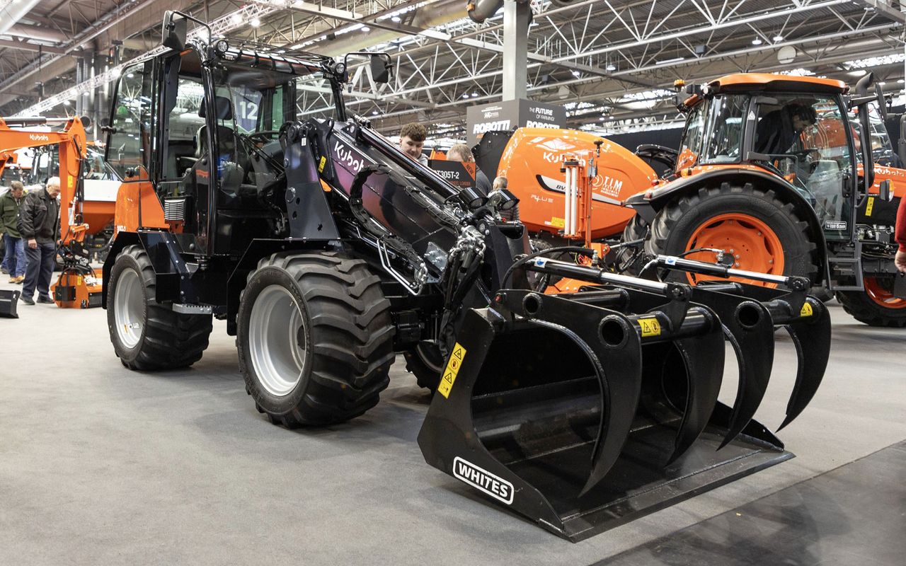 Farm friendly Kubota loader launched at LAMMA