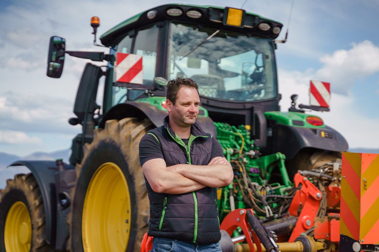 'No good reasons to allow tractors' to use motorways - hauliers