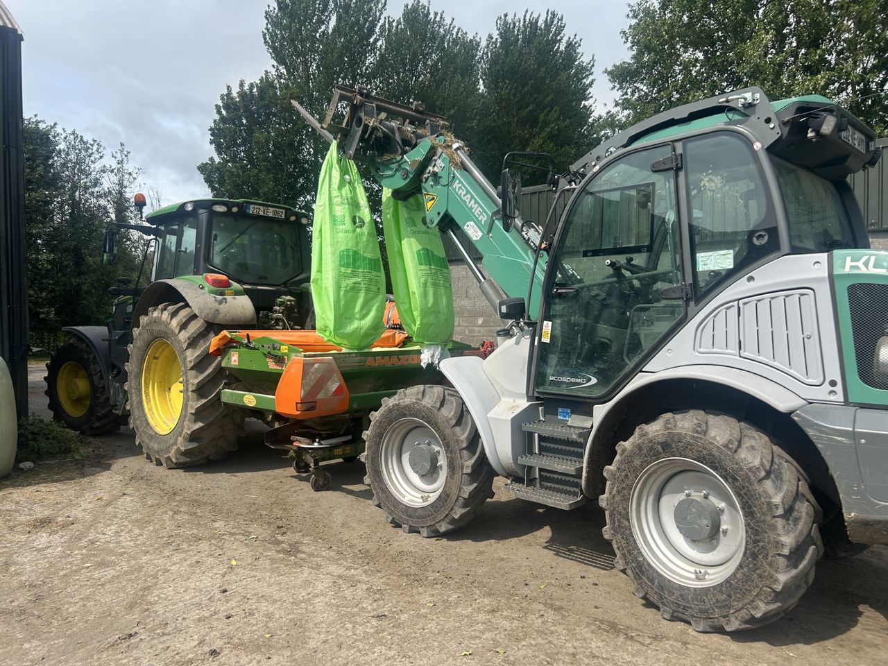 Slurry and fertiliser application for next few weeks as heat arrives