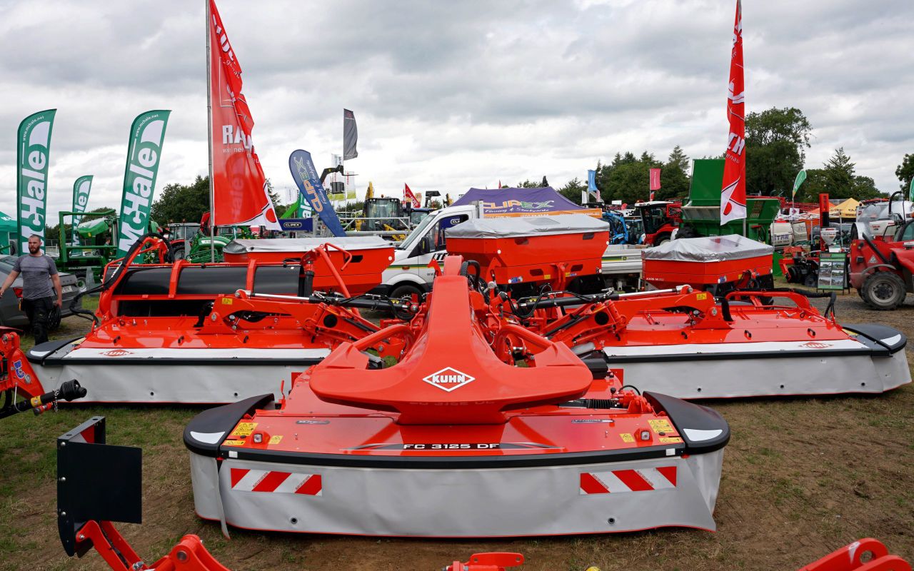 Latest Kuhn mowers spotted at FTMTA show