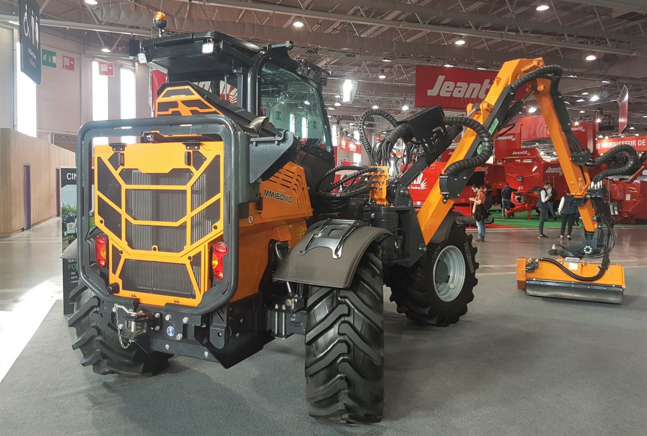 SIMA 2019: Is this the ultimate hedge-cutter?