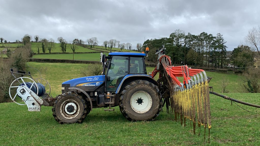 The TM-140 in action spreading slurry on the hills in Cavan