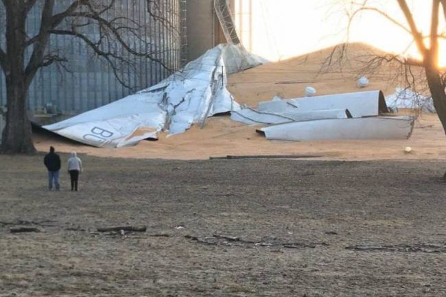 21,000t grain bin collapses in US