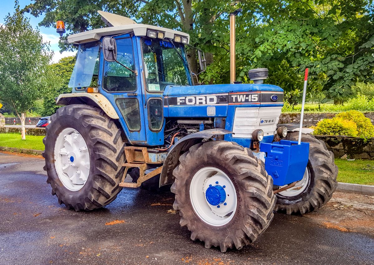 Driving vintage tractors on public roads: Do you know the rules?