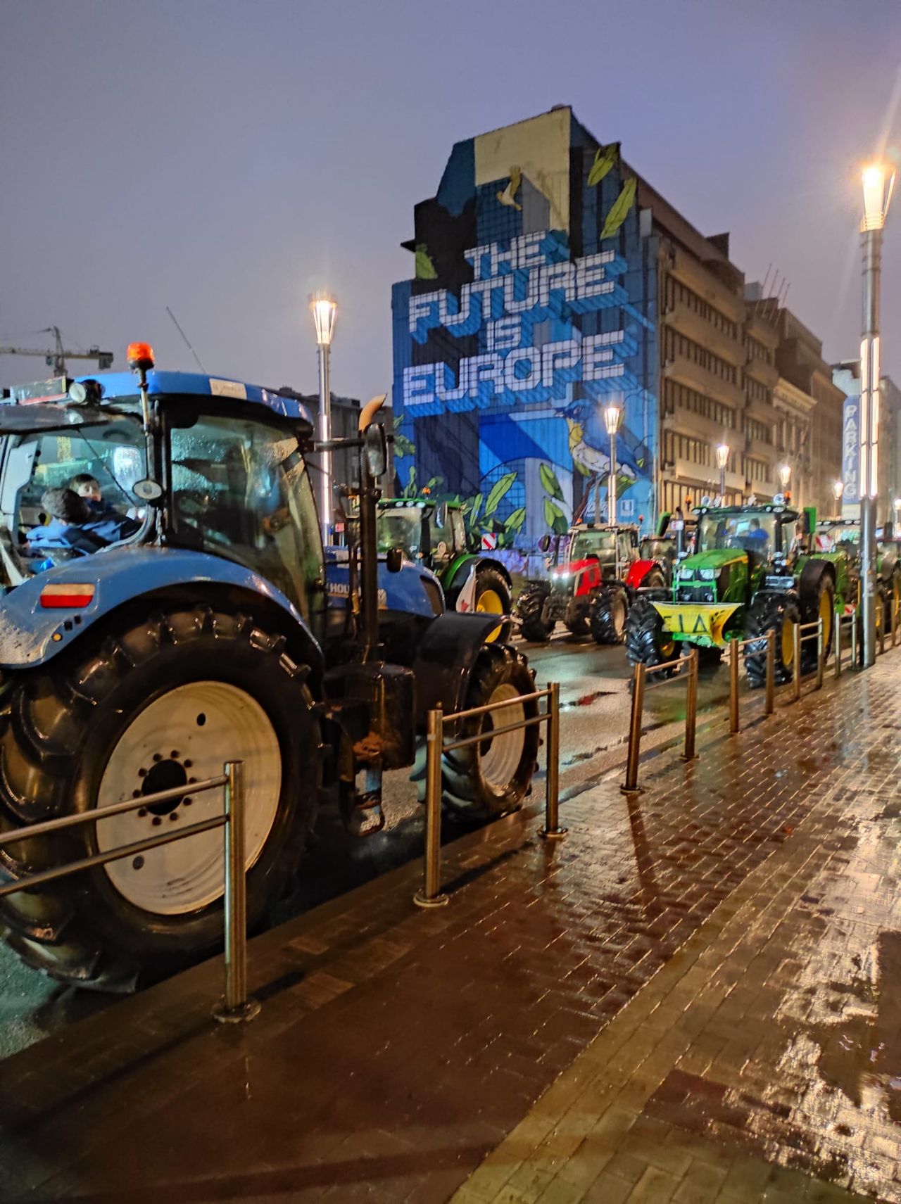 Watch: Farmers back on the streets of Brussels