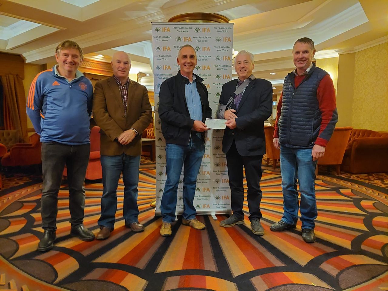'Unplanned collection' at Cavan IFA protest raises €650 for Pieta