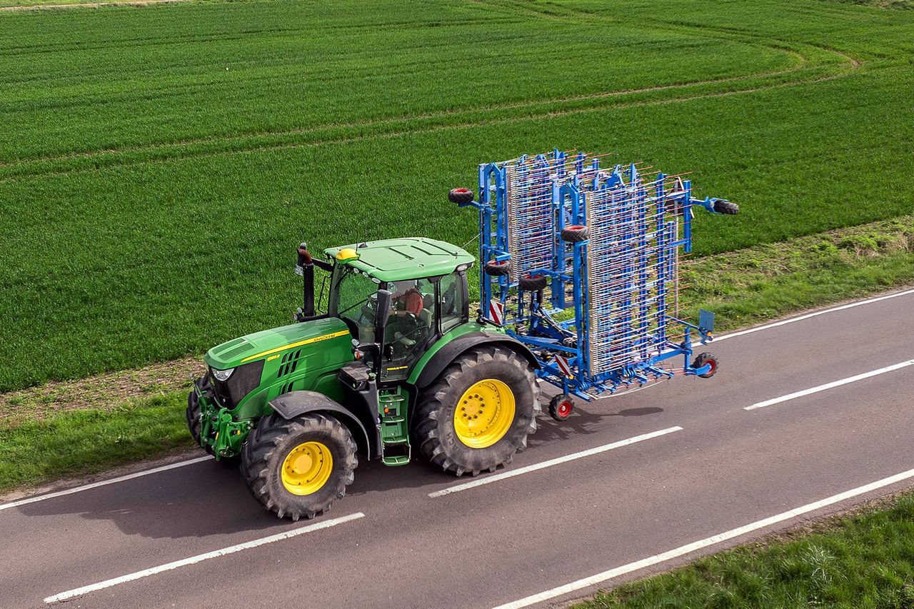 New Lemken harrow offers mechanical weeding at 12m