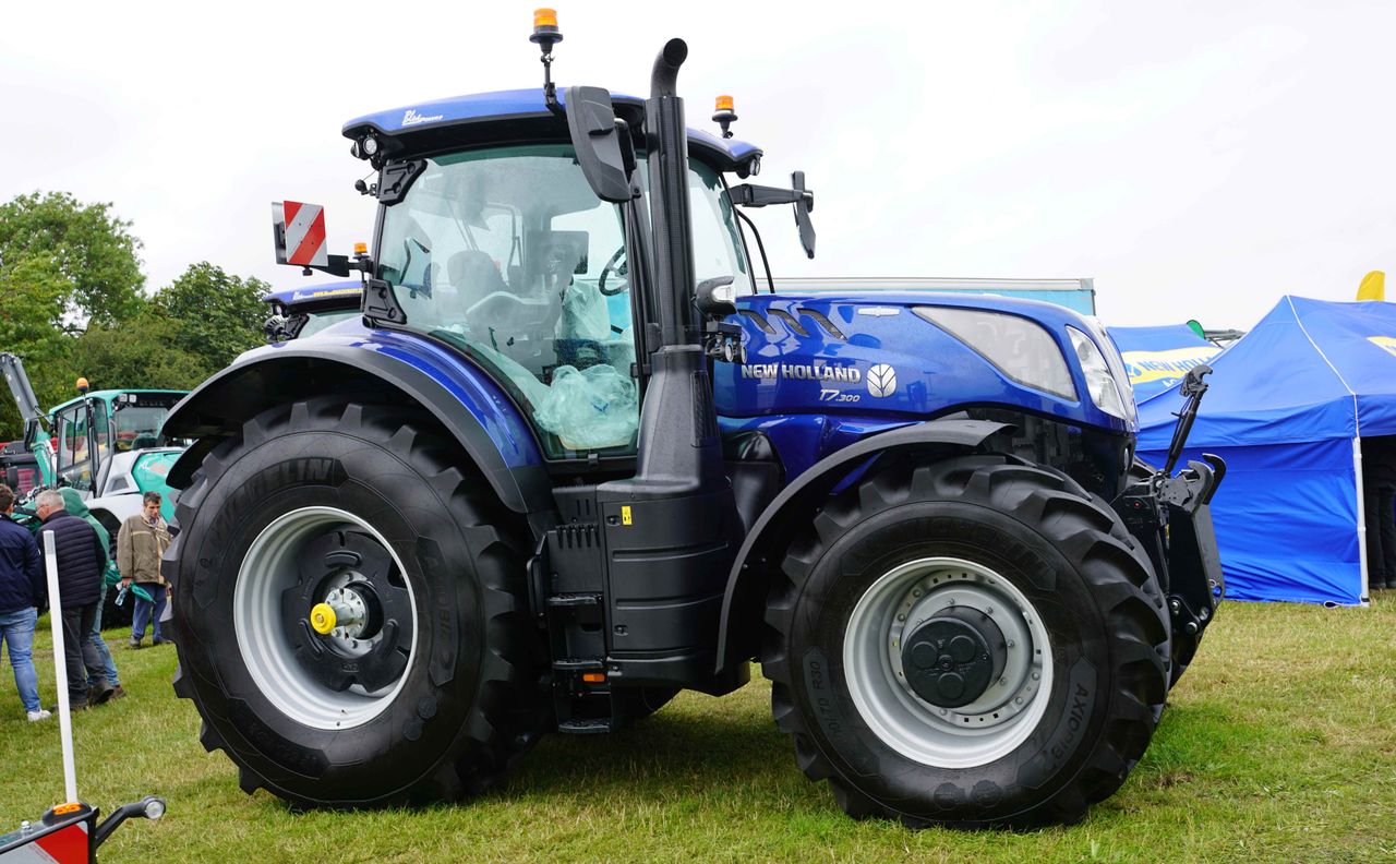 Tractor manufacturers boosted by serious customer inquiries