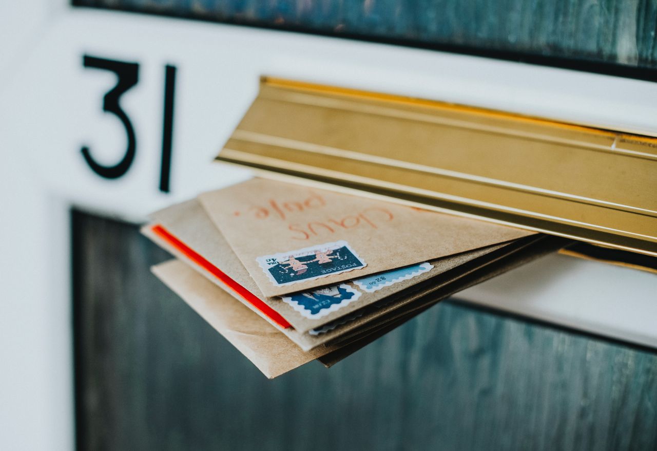 'Cheque in the post' carbon tax refund proposals 'ludicrous'