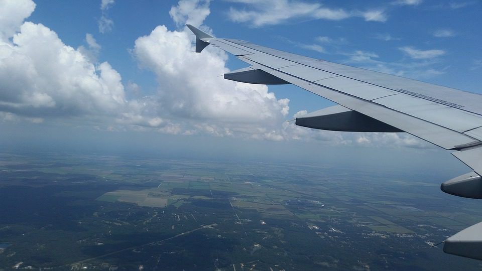 Government to 'charge' each department carbon tax for flights they take