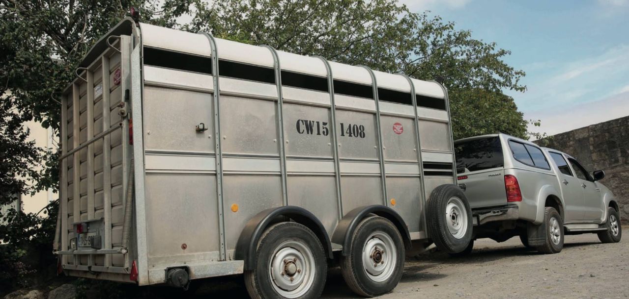 Farmers urged to properly secure trailers following spate of thefts