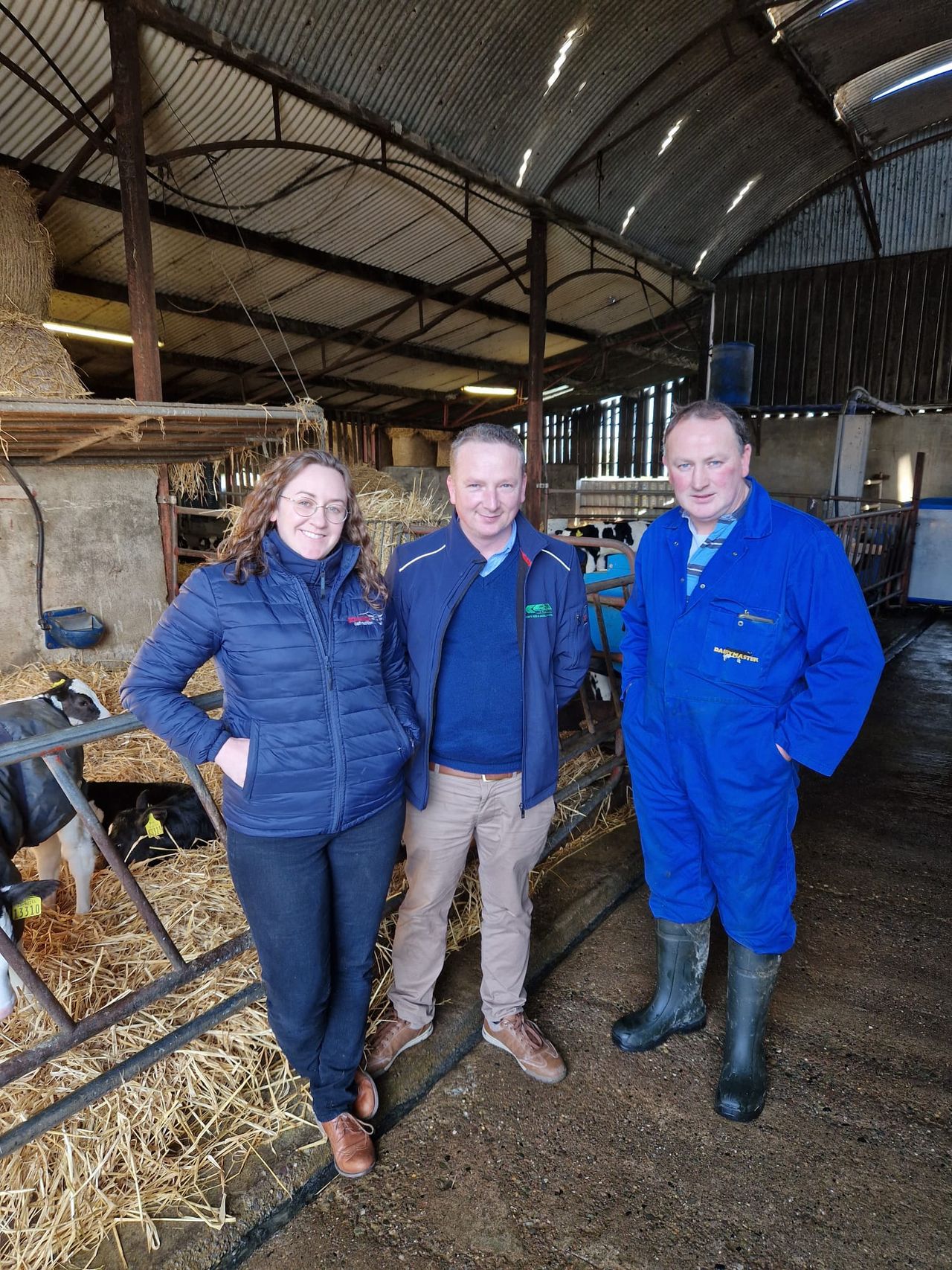 Christine Cummins (Bonanza Calf Nutrition), Noel Fealey (Kellihers Feeds and Agricultural Supplies Ltd) and Donie Ryan 