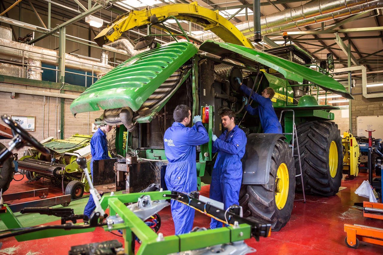 Apprentice agri mechanic numbers report slight increase in 2017