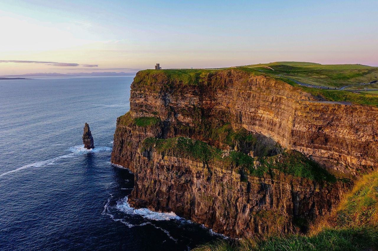 Calls for elected councillors to have final say on land acquisition