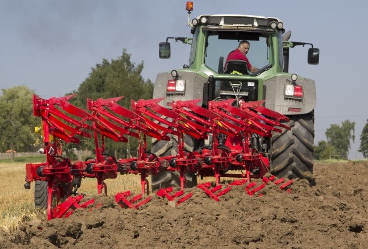 The Pottinger Servo plough - 'An all-rounder built for the toughest jobs'