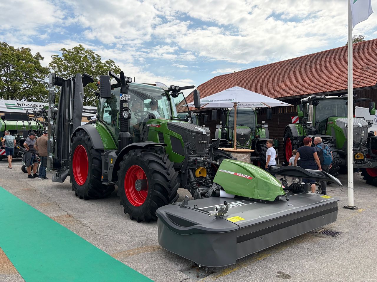 The Fendt 500 Vario was awarded the Gold Medal for Innovation at the 64th AGRA exhibition in Gornja Radgona, Slovenia Source: Fendt